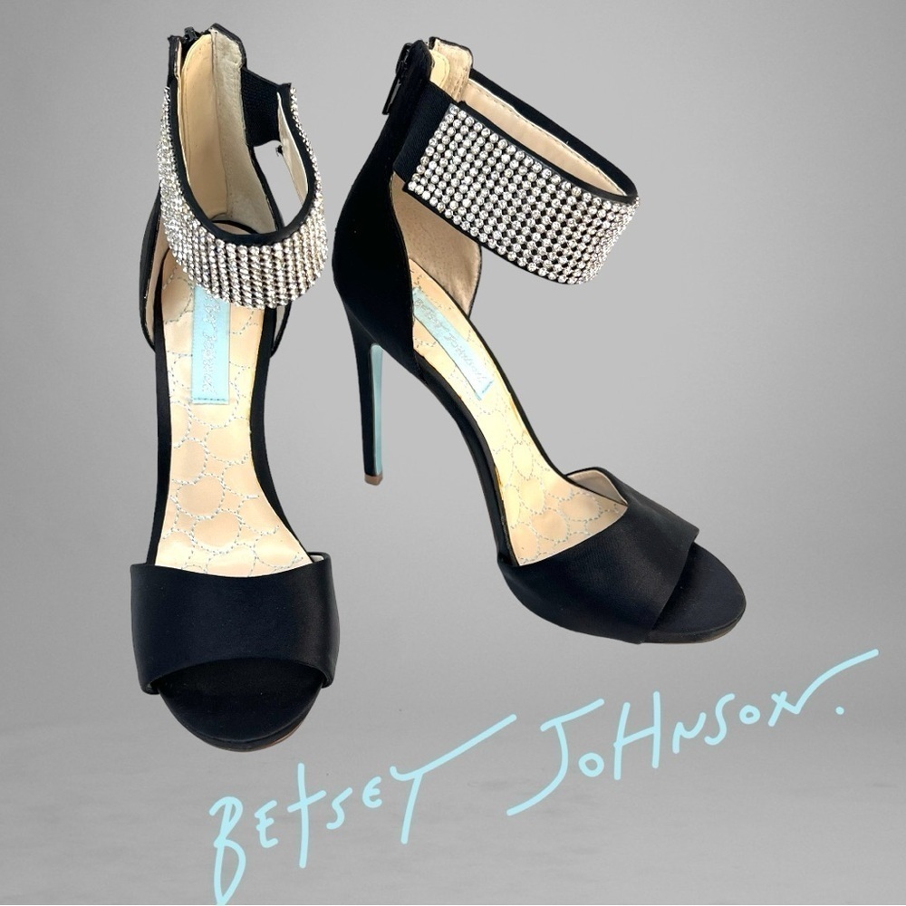 Blue by Betsey Johnson SB-Unite Bling Heels Size 7.5